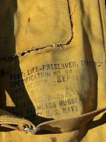 WW2 1943 Type B-4 Mae West Life Preserver Vest Paratrooper Seamless Rubber Co - Image 4