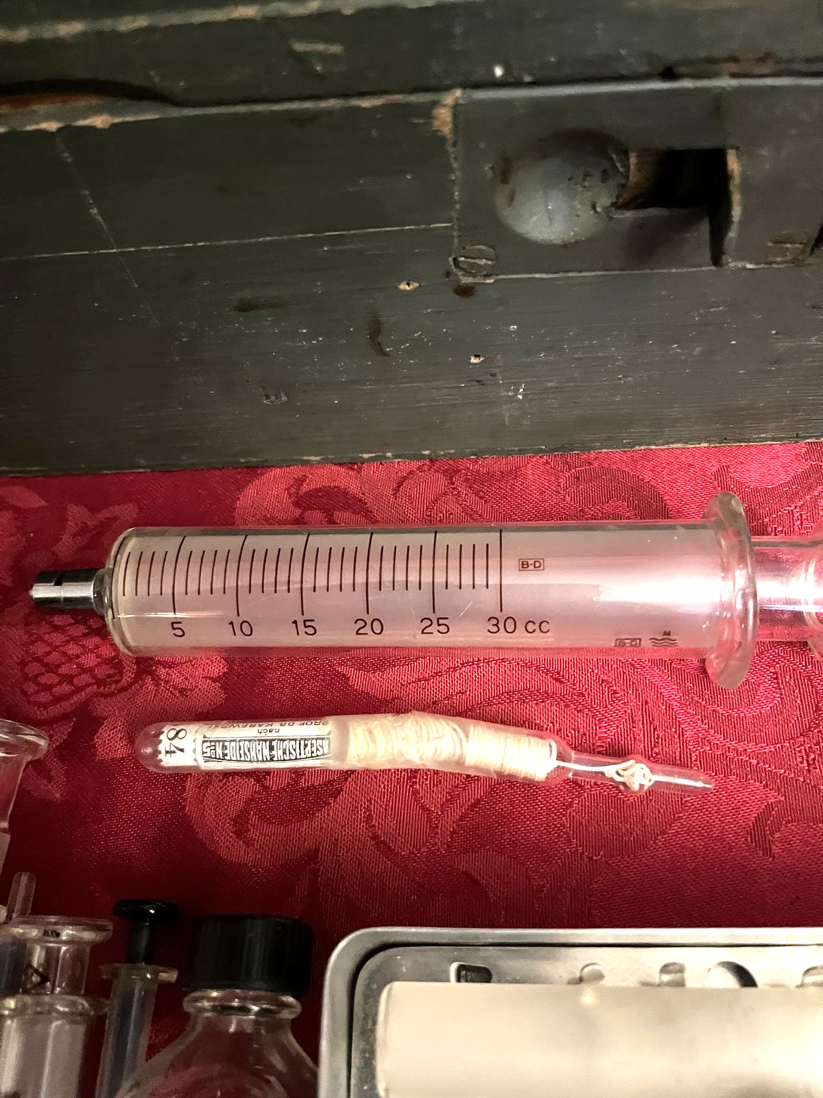 WW2 German Wehrmacht Verbandkasten First Aid Wood Case 1944 Feldgrau Syringes - Image 8